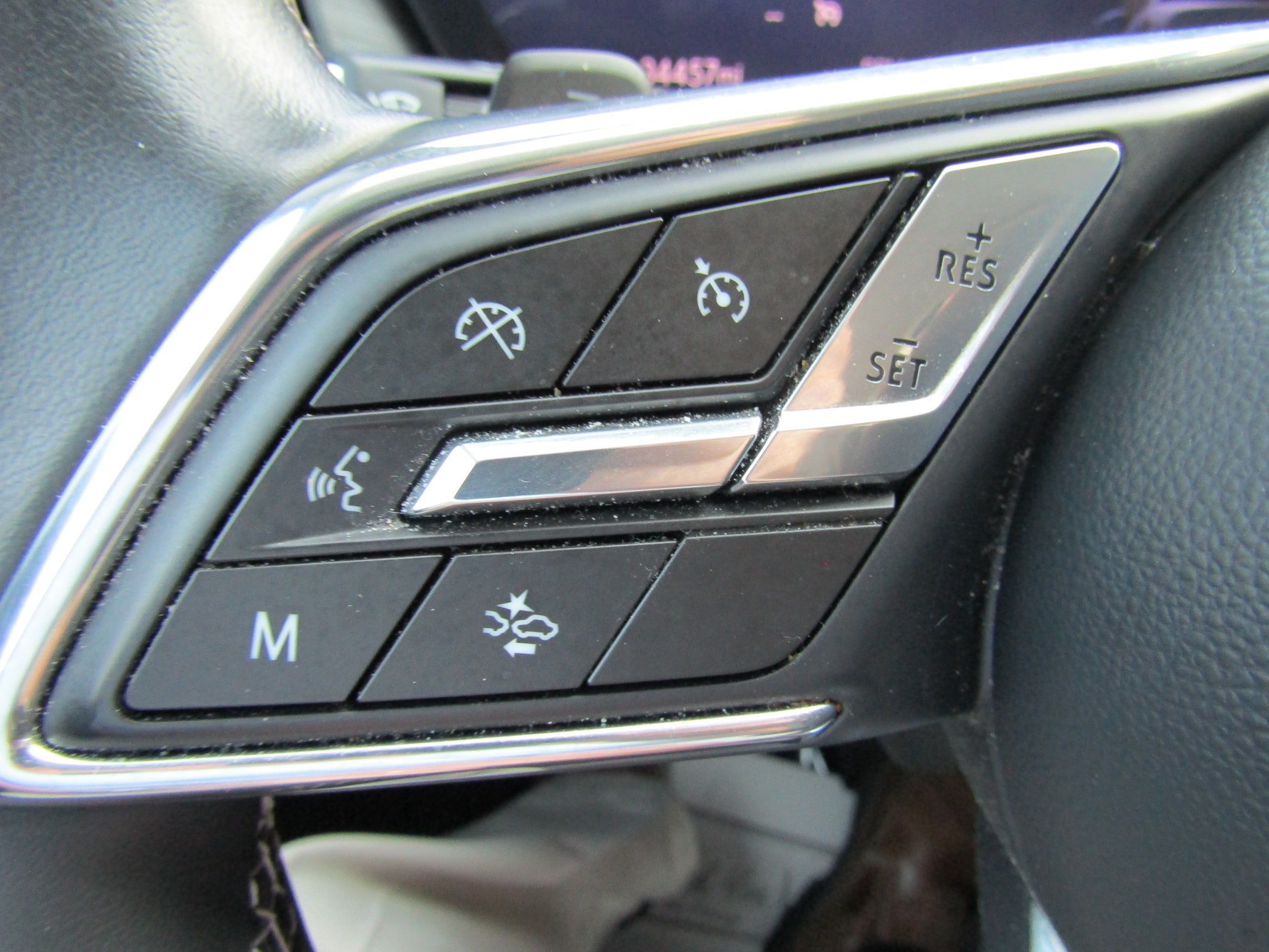 Used 2024 Buick Envision Preferred AWD/4WD image 25