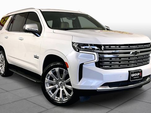 Used 2021 Chevrolet Tahoe Premier w/ Premium Package image 2