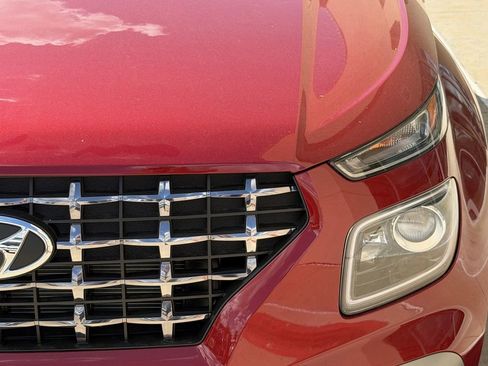 New 2025 Hyundai Venue Limited image 7