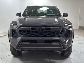 New 2026 Toyota Tacoma TRD Off-Road video 2