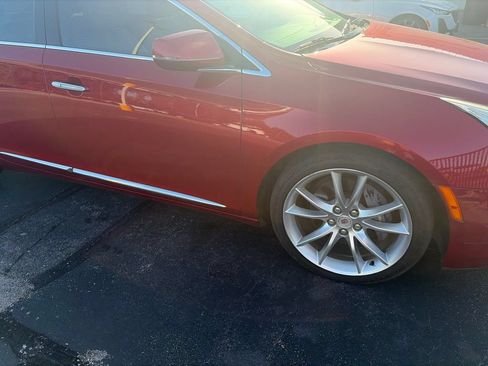 Used 2013 Cadillac XTS Premium FWD image 4