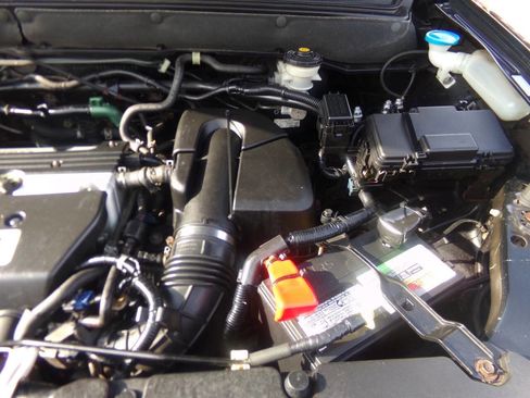 Used 2005 Honda CR-V LX image 36