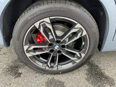 Certified 2025 BMW X2 xDrive28i w/ Technology Package image 23