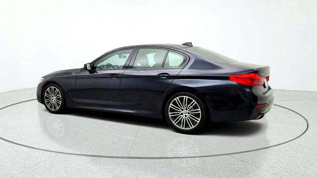 Used 2019 BMW 530i xDrive w/ M Sport Package AWD/4WD image 7