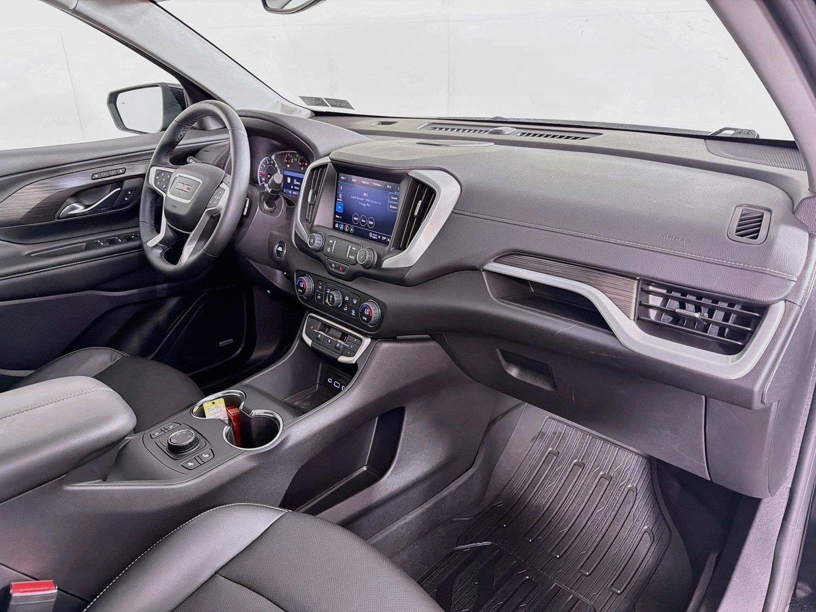 Used 2024 GMC Terrain SLT w/ Infotainment Package II AWD/4WD image 31