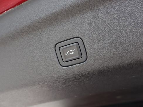 Used 2021 GMC Yukon SLT w/ Rear Media and Nav Package AWD/4WD image 40