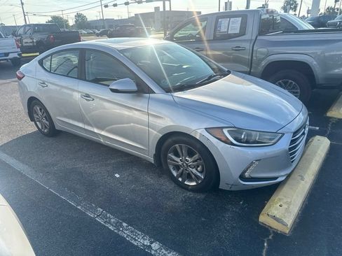 Used 2018 Hyundai Elantra Value Edition FWD image 1