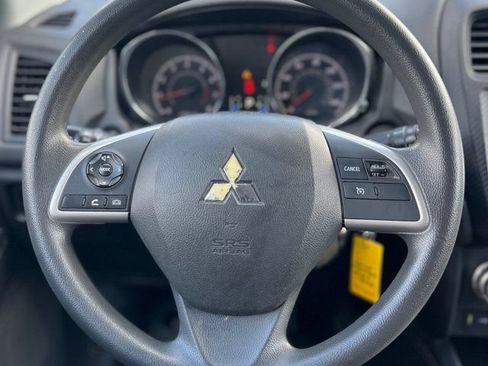 Used 2021 Mitsubishi Outlander Sport ES FWD image 18