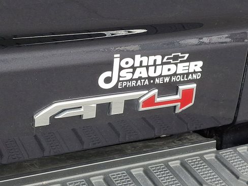 Used 2023 GMC Sierra 1500 AT4 w/ Technology Package image 35