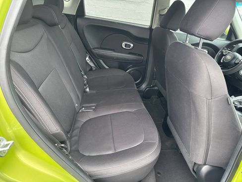 Used 2015 Kia Soul FWD image 21