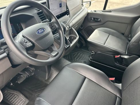 New 2026 Ford Transit 250 148 Medium Roof w/ Load Area Protection Package image 11