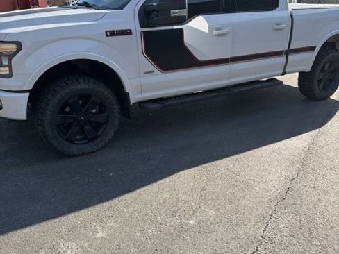 Used 2017 Ford F150 XLT w/ Equipment Group 302A Luxury image 7