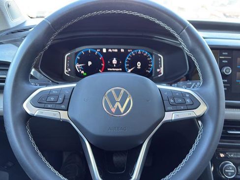Used 2023 Volkswagen Taos SEL image 16