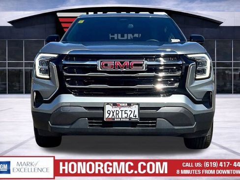 Used 2025 GMC Terrain Elevation AWD/4WD image 2