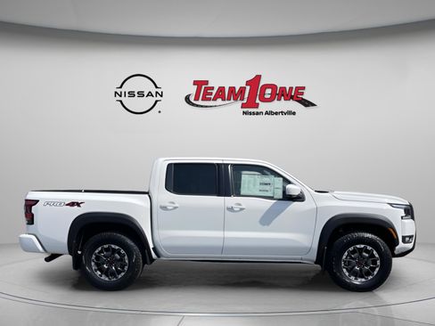 New 2026 Nissan Frontier PRO-4X AWD/4WD image 9