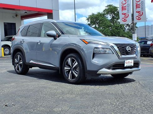 Used 2023 Nissan Rogue Platinum w/ Platinum Premium Package FWD image 4