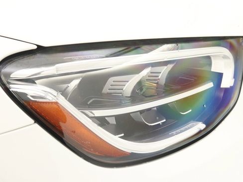 Certified 2022 Mercedes-Benz GLC 300 image 27