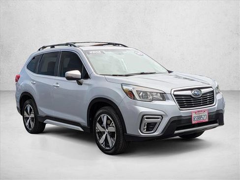 Used 2020 Subaru Forester Touring AWD/4WD image 3