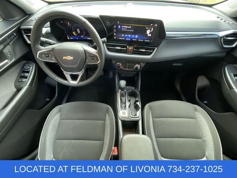 Certified 2024 Chevrolet TrailBlazer LT w/ LT Cold Weather Package image 19