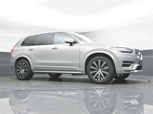 Used 2023 Volvo XC90 B6 Plus w/ Protection Package Premier image 37