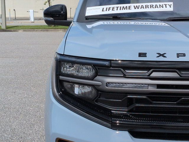 Used 2025 Ford Expedition Tremor AWD/4WD image 11