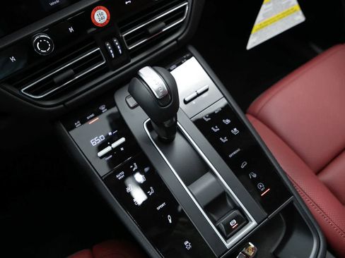 New 2026 Porsche Macan S AWD/4WD image 28