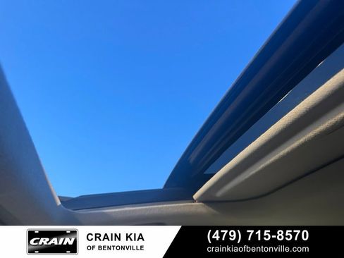 Used 2011 Toyota Prius Four w/ Solar Roof Pkg FWD image 21