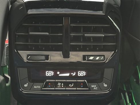 Used 2023 BMW iX xDrive50 w/ Ultimate Package 2 image 28