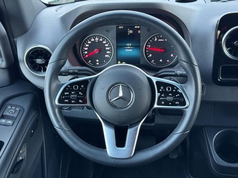 Used 2024 Mercedes-Benz Sprinter 2500 image 20