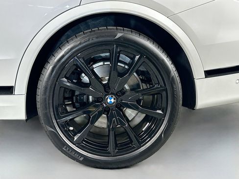 New 2026 BMW X7 xDrive40i w/ M Sport Package image 32