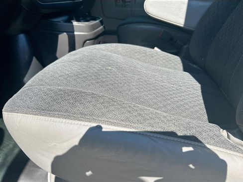 Used 2020 GMC Savana 2500 RWD 2500 w/ Driver Convenience Package image 18