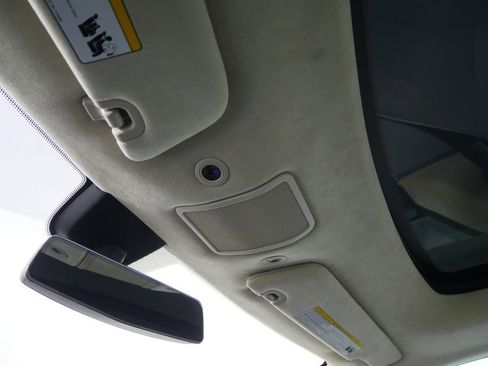 Used 2013 Tesla Model S Performance image 21