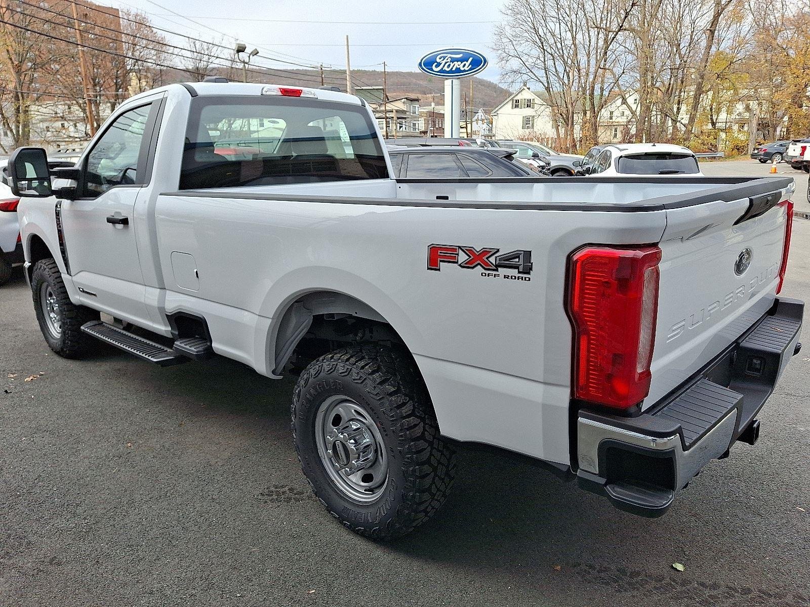 New 2026 Ford F350 XL w/ XL Off-Road Package AWD/4WD image 3