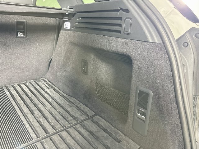 Used 2025 Land Rover Range Rover Sport SE AWD/4WD image 26