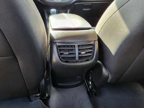 Used 2023 Chevrolet Malibu LT image 14