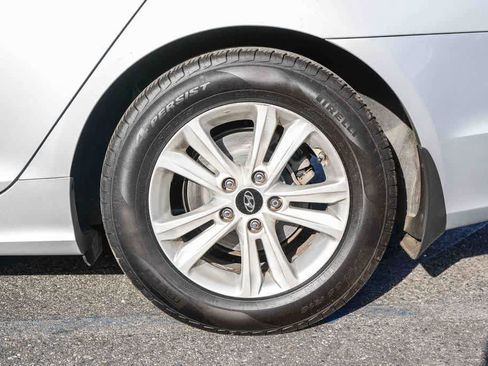 Used 2013 Hyundai Sonata GLS w/ Popular Equipment Pkg FWD image 10