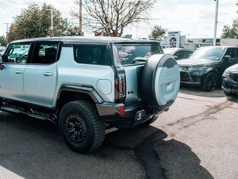 Used 2024 GMC Hummer EV 3X w/ Omega Edition AWD/4WD image 11