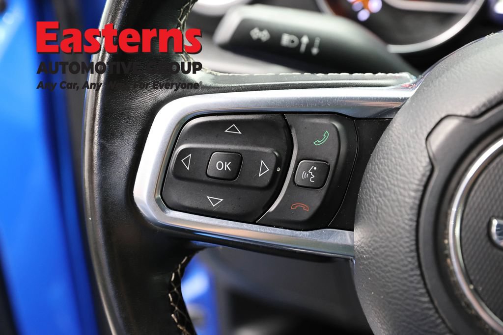 Used 2021 Jeep Gladiator Overland AWD/4WD image 14