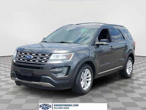 Used 2016 Ford Explorer XLT w/ Equipment Group 202A FWD image 1
