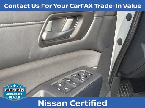 Certified 2025 Nissan Pathfinder SV image 29