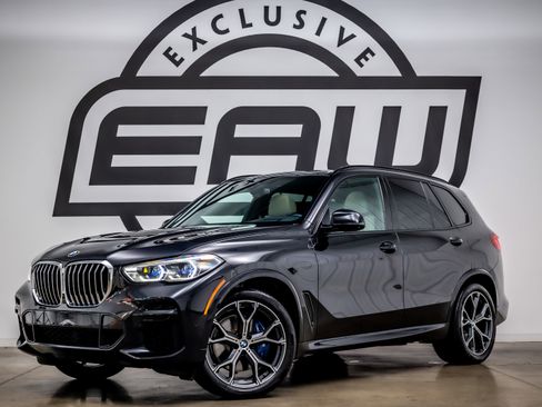 Used 2022 BMW X5 xDrive40i w/ M Sport Package AWD/4WD image 1