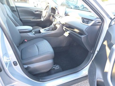 New 2025 Toyota RAV4 XLE image 10