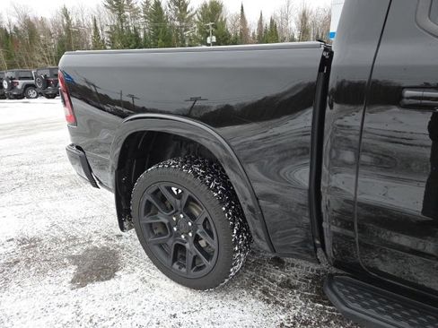 Used 2022 RAM 1500 Laramie w/ Night Edition image 36