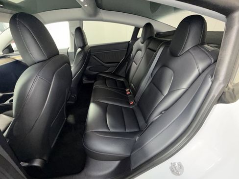 Used 2022 Tesla Model 3 Long Range image 25