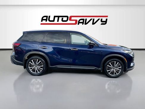 Used 2023 INFINITI QX60 Sensory w/ Vision Package AWD/4WD image 8