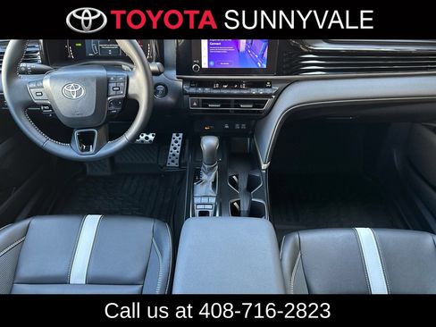 Certified 2025 Toyota Camry SE FWD image 5