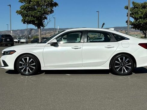 Used 2024 Honda Civic EX image 7
