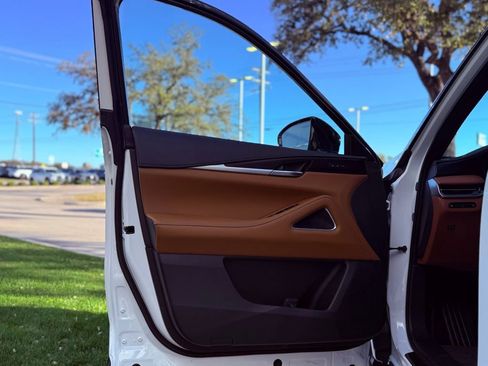 Certified 2026 INFINITI QX60 Autograph w/ Dark Cargo Package image 23