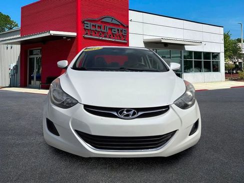 Used 2012 Hyundai Elantra GLS FWD image 6