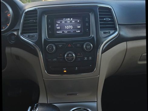 Used 2014 Jeep Grand Cherokee Laredo w/ Quick Order Package 23E image 14